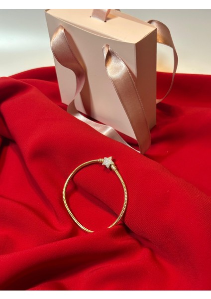 Yıldızlı Gold Bileklik