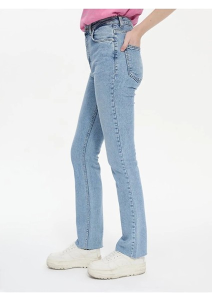 Betıana x Otıllıe Wash Kadın Jean fırsatları