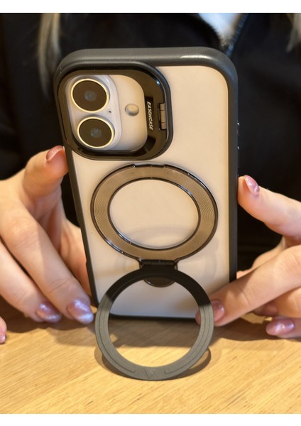 iPhone 16 Plus Uyumlu Siyah Magsafe ve Metal Kamera Çerçevesi Standlı Şeffaf Kılıf