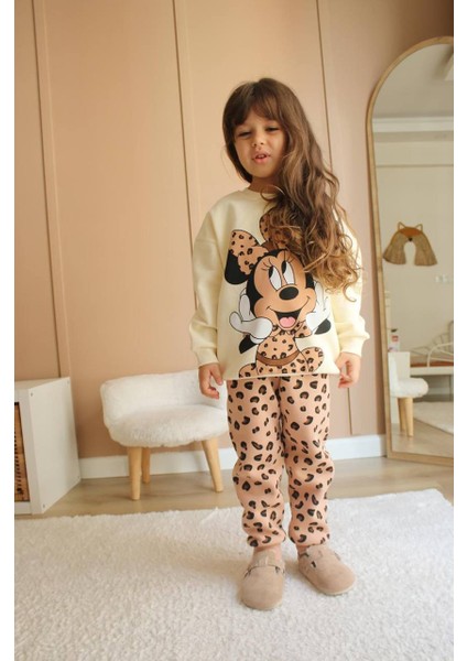 Kız Çocuk Kışlık Minnie Mickey Baskılı Sırt Detaylı Leopar Geçişli Trend Alt Üst Takım 2 Parça Şardonlu