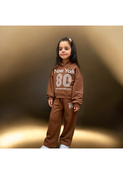 Yeni Sezon Kız Çocuk Somon Kahve Renk Slogan Yazı New York Baskılı Trend Eşofman Takımı modelleri