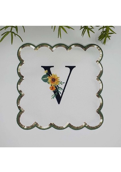 V Harfi Baskılı Kişiye Özel Pul Işlemeli Monogramlı Nakış Kenar Pullu Kokteyl Peçetesi 1 Adet