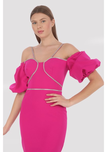 Şerit Aksesuar Özellikli ve Ince Askılı Mini Elbise fırsatları