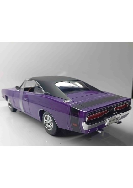 Dianomi Maisto 1:18 Ölçek 1969 Dodge Charger R/t (Diecast Metal Model) modelleri