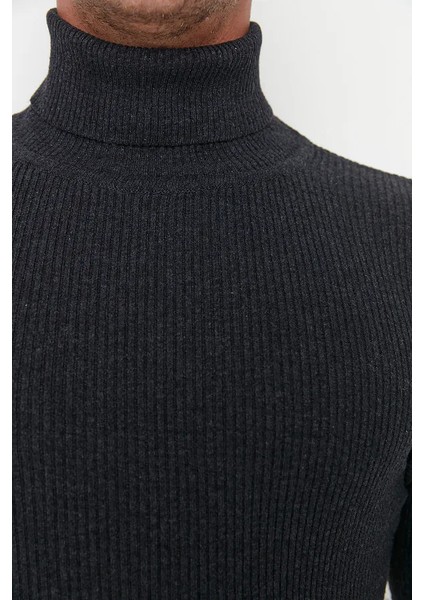 Erkek Slim Fit Dar Kesim Yumuşak Dokulu Tüylenmeyen Tam Balıkçı Yaka Triko Kazak modelleri