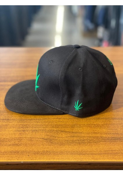 Marijuana Nakışlı Siyah Renk Hip Hop Snapback Rapper Basket Cap Şapka