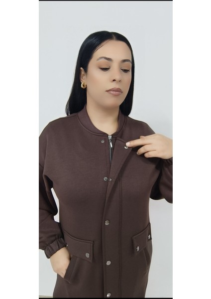 Büyük Beden Kadın Tesettüre Uygun 75 cm Boyda Pamuklu Cupra Kumaş Zımba Baskılı Kolej Ceket fırsatları