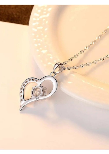 Gümüş Zirkon Taşlı Bayan Kalp Gümüş Kolye Beyaz Taş modelleri
