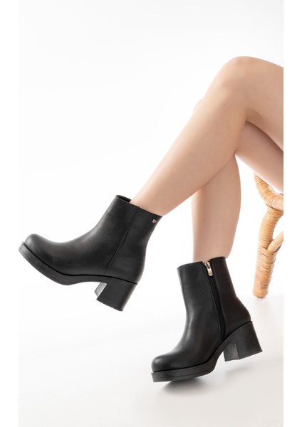 5109-3022 Siyah Fermuarlı Kalın Topuklu Günlük Kadın Bot fiyatları