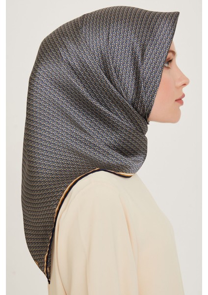 2024-2025 Sonbahar-Kış Sezonu % 100 Twill Ipek Eşarp 9250DT 83