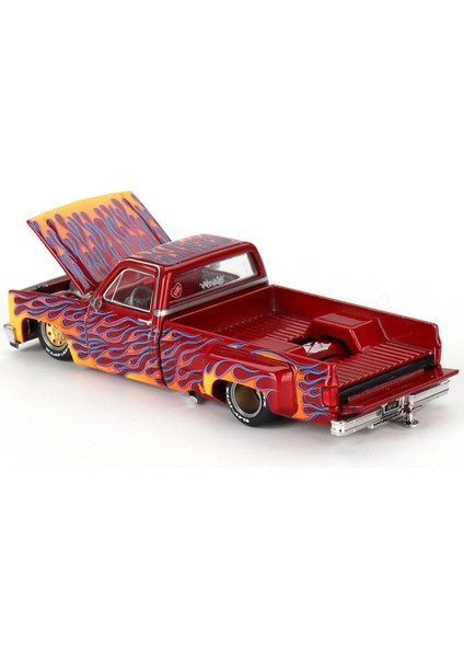 Kaido House /127 Chevrolet Silverado Dually On Fire V1 Model Araba