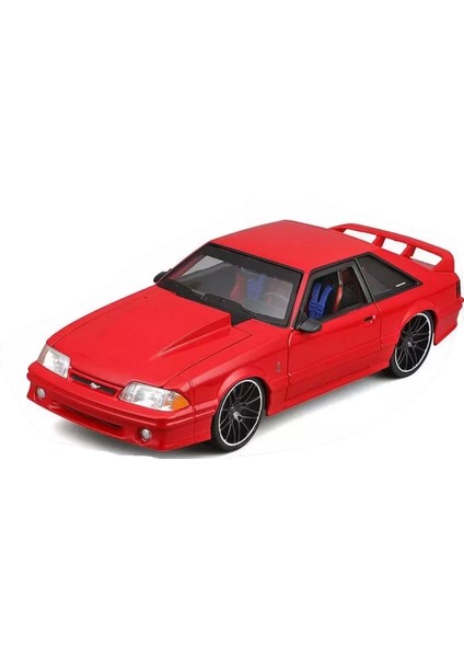Maisto 1/24 1993 Ford Mustang Svt Cobra 32549