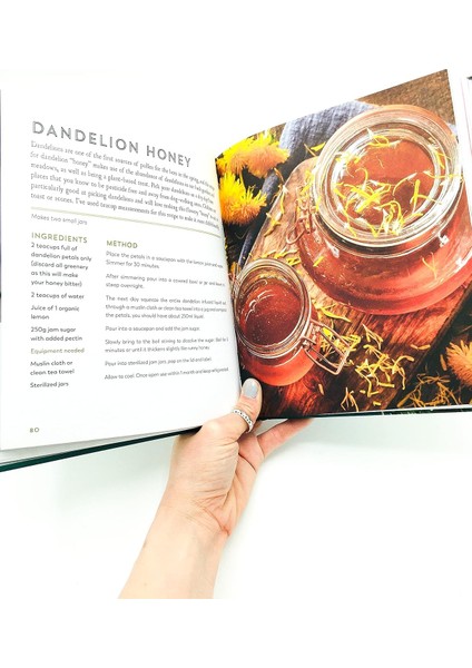 The Garden Apothecary: Recipes, Remedies And Rituals fırsatları