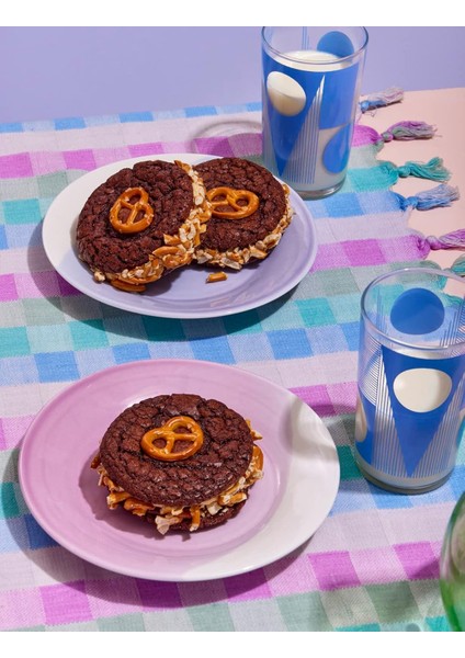Crumbs & Doilies: Over 90 Mouth-Watering Bakes To Create At Home From Youtube Sensation Cupcake Jemm