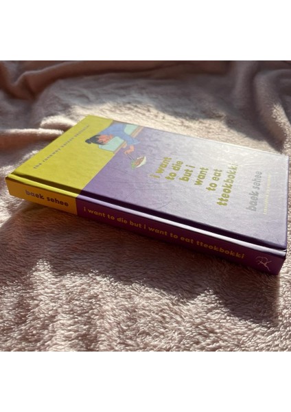 I Want To Die But I Want To Eat Tteokbokki: The Bestselling South Korean Therapy Memoir modelleri