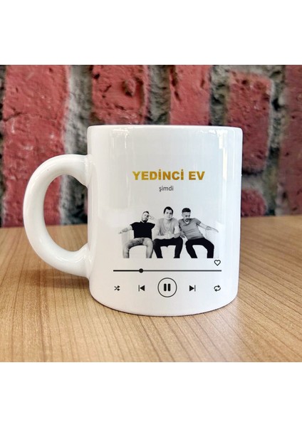 Yedinciev Anlat Ona Renkli Tasarımlar ve Dekoratif Kişiye Özel Kupa Bardaklar indirimleri