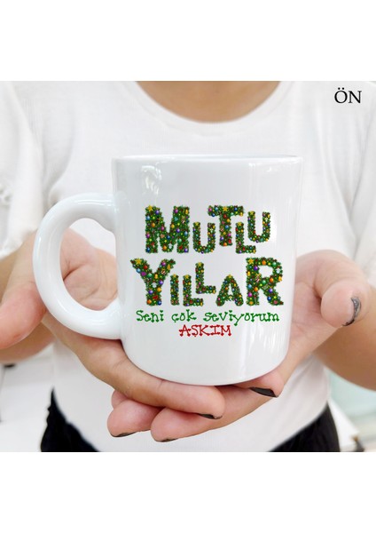 Mutlu Yıllar Çam Renkli Tasarımlar ve Dekoratif Kişiye Özel Kupa Bardaklar