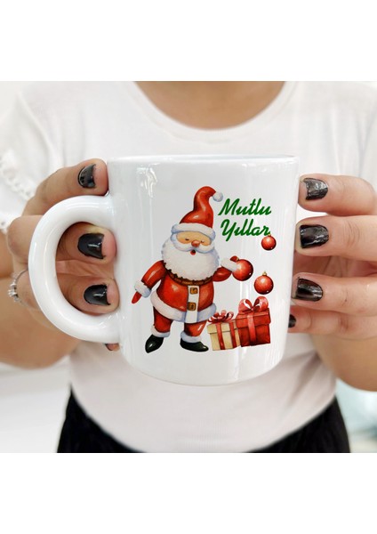 Yeni Yıl Mutlu Yıllar Noel Baba Renkli Tasarımlar ve Dekoratif Kişiye Özel Kupa Bardaklar modelleri