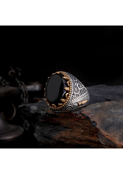 Kılıç Modelli Mikro Taş Işlemeli 925 Ayar Erkek Gümüş Yüzük