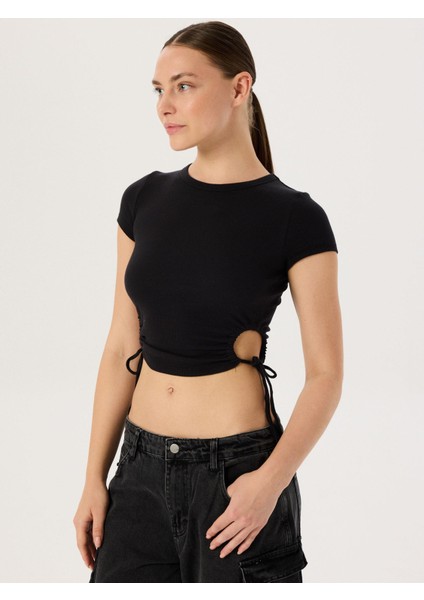 Yanları Büzgü Detaylı Kısa Kollu Body - Siyah fiyatları