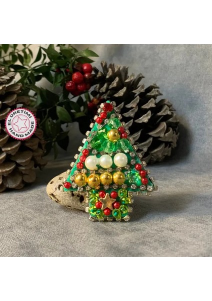 Uretti El Yapımı Keçe Minik Yıldız Detaylı Yılbaşı Ağacı Broş - 5 x 7 cm