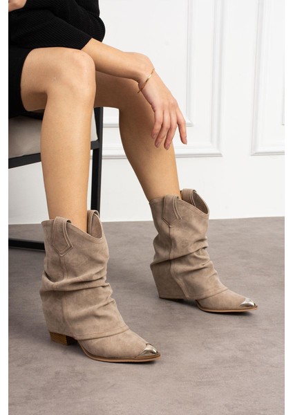 Sasilya Kadın Kovboy Bot Körüklü Burun Demirli Vizon Mat Deri fiyatları