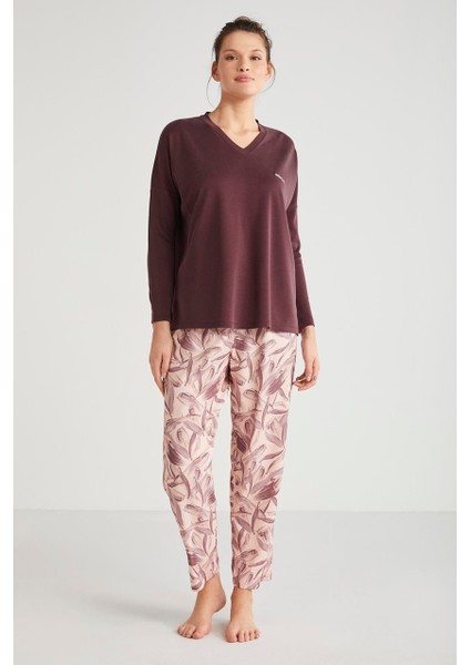 Yumuşak Dokulu V Yaka Uzun Kol Kadın Pijama Takım 2625
