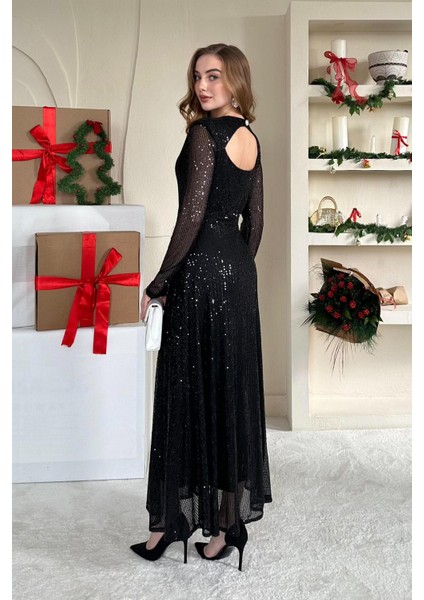 Sırt Dekolteli Pulpayet Elbise modelleri