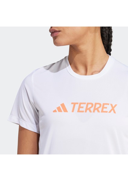 Terrex Multi Endurance Tech Kadın Beyaz Günlük T-Shirt.- indirimleri