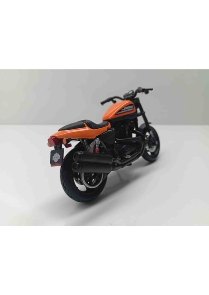 Dianomi Maisto 1:18 2011 Harley Dav!dson XR1200 x modelleri