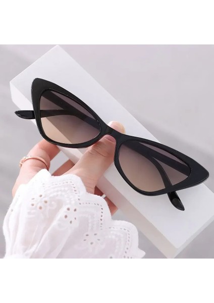 Moda Kadın Lüks Kedi Göz Güneş Gözlüğü Üçgen Vintage Tasarım UV400 Güneş Gözlüğü Unisex Klasik Küçük Açık Gözlüğü Shades (Yurt Dışından)