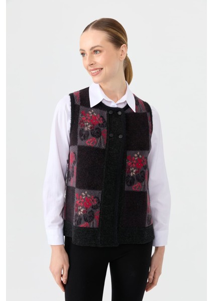 Kadın Sıfır Yaka Patchwork Arkası Keçe Kısa Yün Yelek Siyah fiyatları