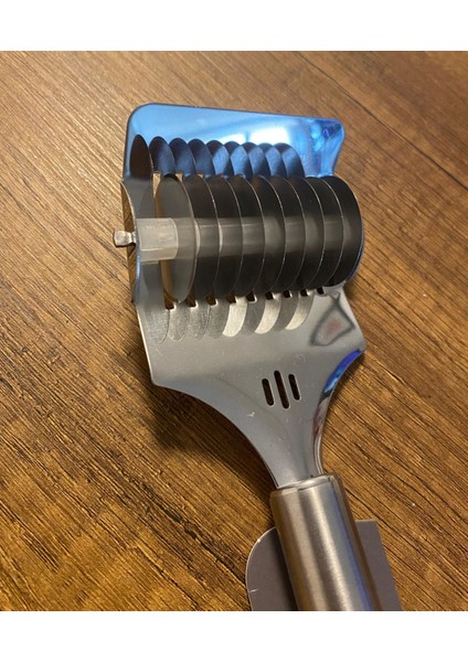 Milföy Hamur Kafes Kesici Metal