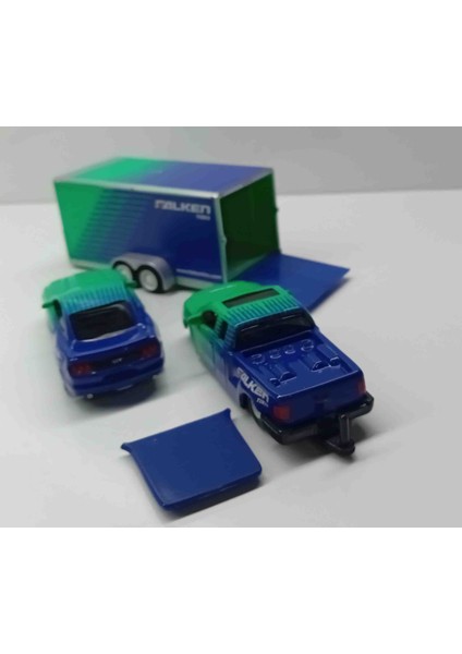 1:64 Ölçek 2004 Ford F-150 /2014 Ford Must. Gt Set