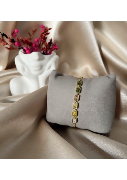 Renkli Zirkon Taşlı Gold Çelik Bileklik fiyatları