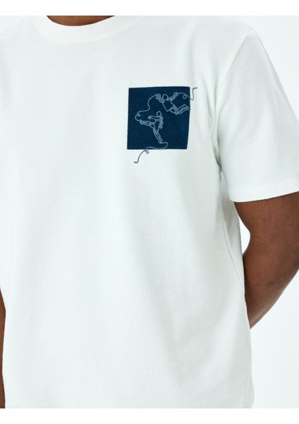 Kısa Kollu Işleme Detaylı Pamuklu Bisiklet Yaka T-Shirt indirimleri