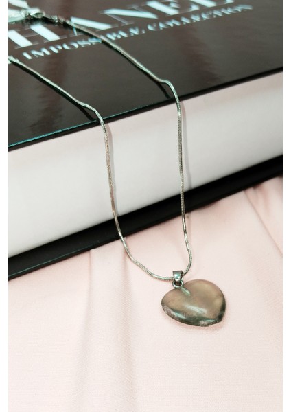 Florit Doğal Taşı Zincirli El Yapımı Kolye Uç: 2 cm Zincir: 20 cm Kutulu fırsatları