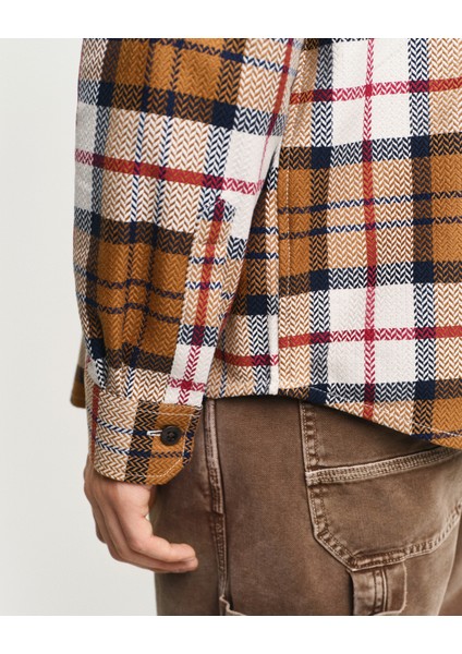 Erkek Kahverengi Regular Fit Düğmeli Yaka Kareli Gömlek 3240173.227 indirimleri