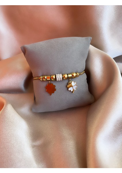 Yonca Taş Detaylı Gold Çelik Bileklik