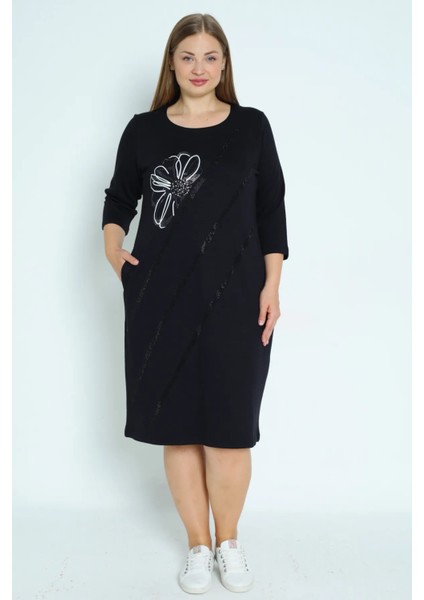 Kadın Siyah Taş Detaylı Cepli Truvakar Kollu Pamuklu Büyük Beden Elbise
