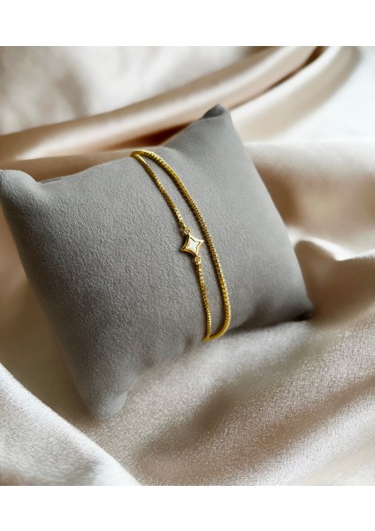 Zirkon Taşlı Yıldız Detay Iki Zincirli Ayarlanabilir Gold Çelik Bileklik