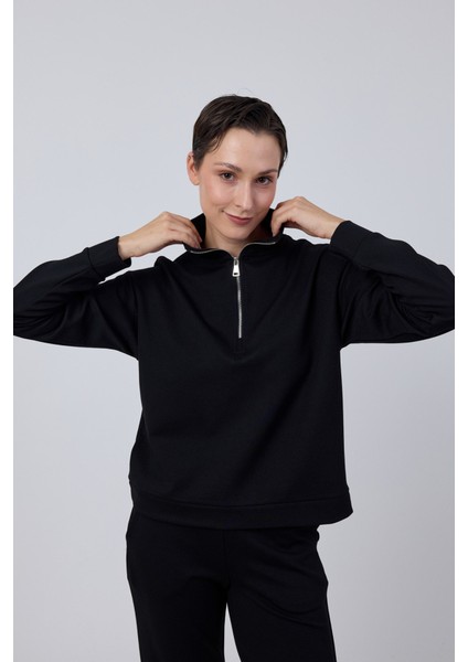 Yaka Fermuar Detaylı Sweatshirt 084