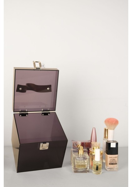 Pleksi Makyaj Çantası Şeffaf Kaliteli Ürün 15X15X15 cm indirimleri