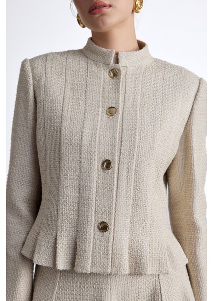 Dokulu Düğmeli Ceket Bej fırsatları