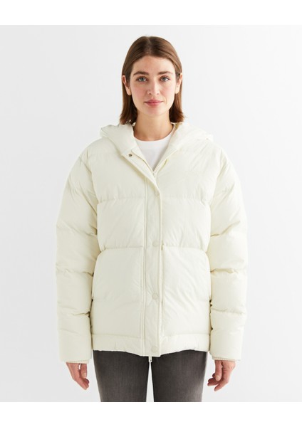 Kadın Krem Kapüşonlu Kapitone Mont 47124302T.130