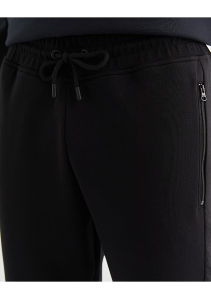 Erkek Siyah Regular Fit Eşofman Altı 2624343T.5