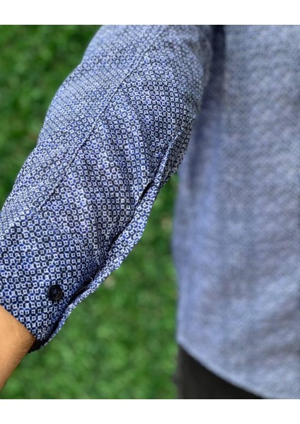 Uzun Kol Regular Fit Geometrik Baskılı Pamuk Boss Model Erkek Gömlek (Mavi)