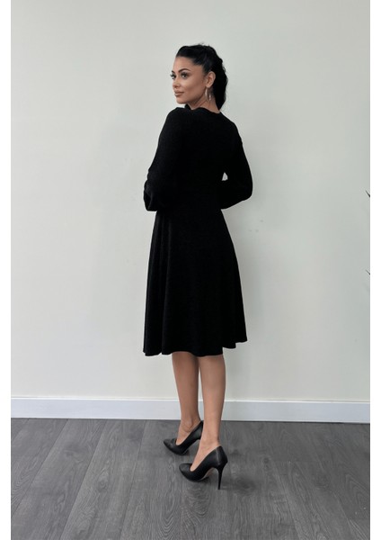 Pırıltılı Krep Kumaş Burgu Detaylı Midi Elbise - Siyah indirimleri