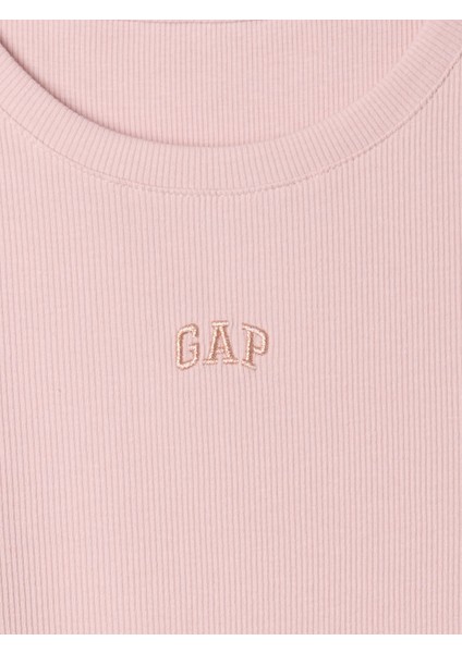 Kadın Pembe Gap Logo Modern Crop T-Shirt modelleri