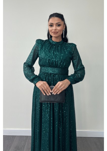 Pul Tül Payet Kumaş Büzgü Detaylı Kiloş Elbise - Zümrüt Yeşil modelleri